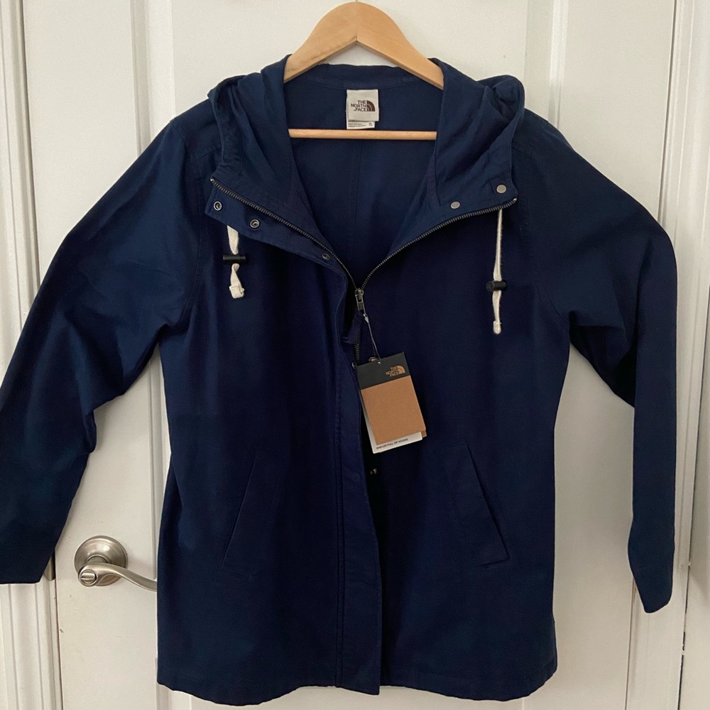 Women’s new Northface jacket